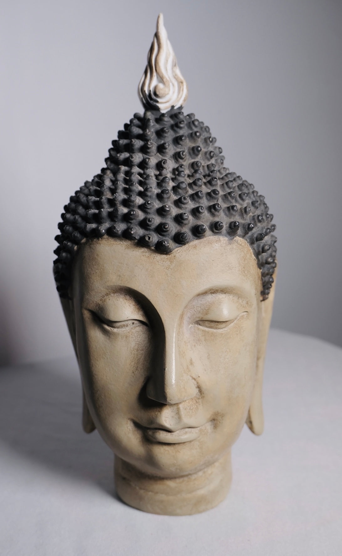 Buddha Shakyamuni Head (Invert Cream)