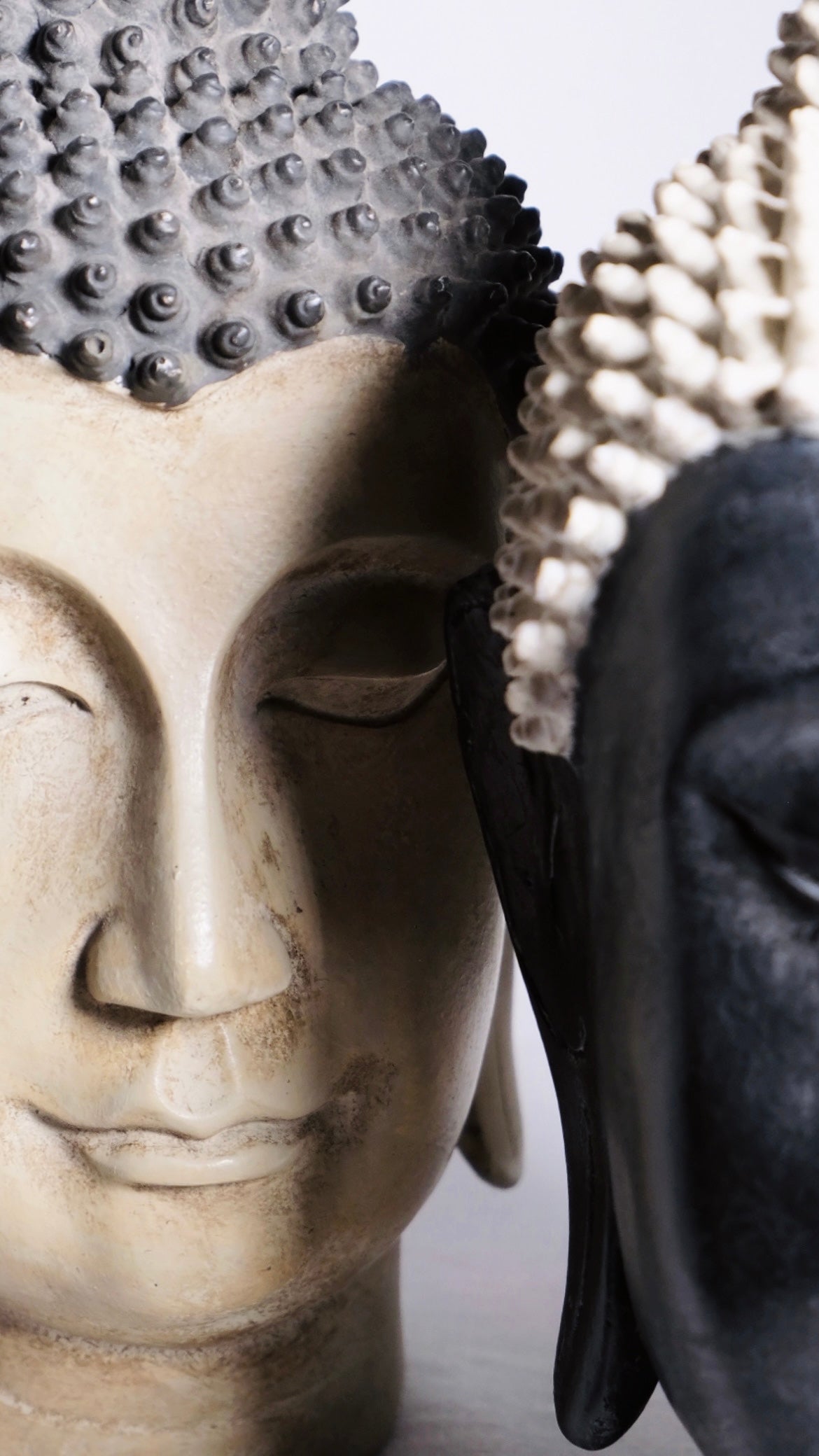Buddha Shakyamuni Head (Invert Cream)
