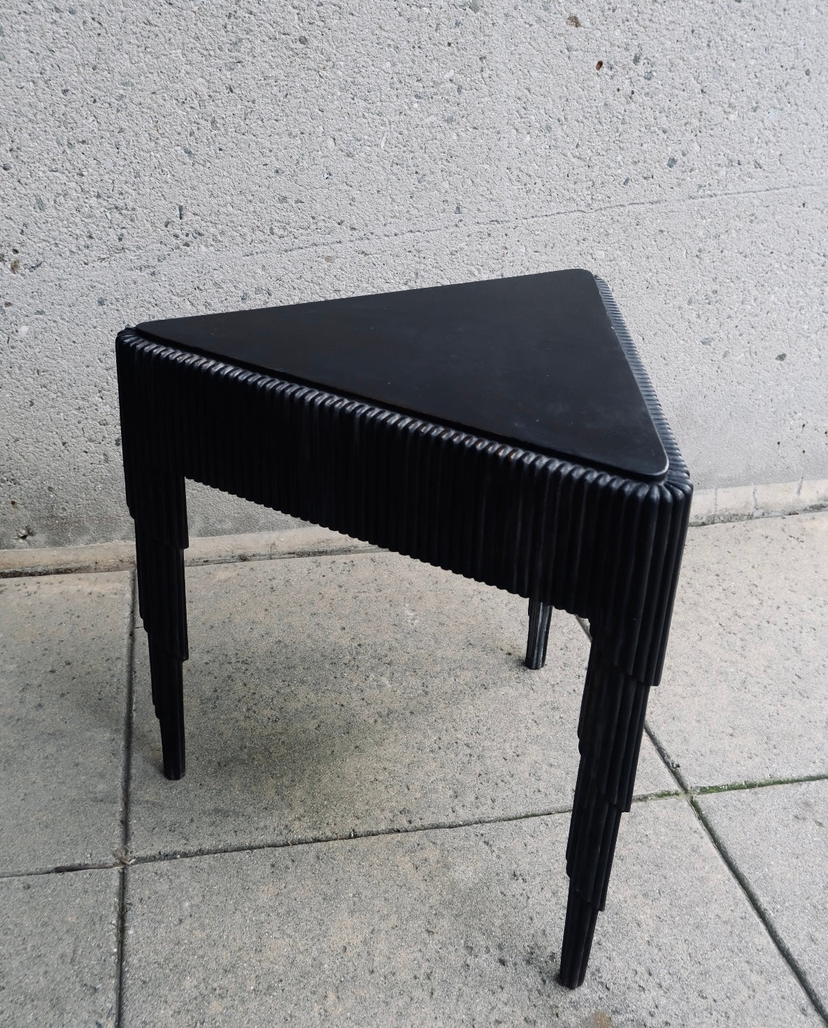 Black Small Fluted Carved Side Table (Vintage) (SOLD)