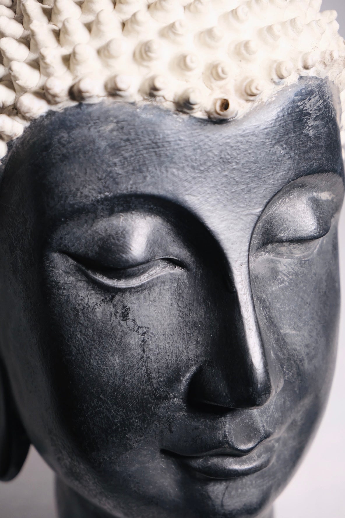 Buddha Shakyamuni Head (Invert Black)