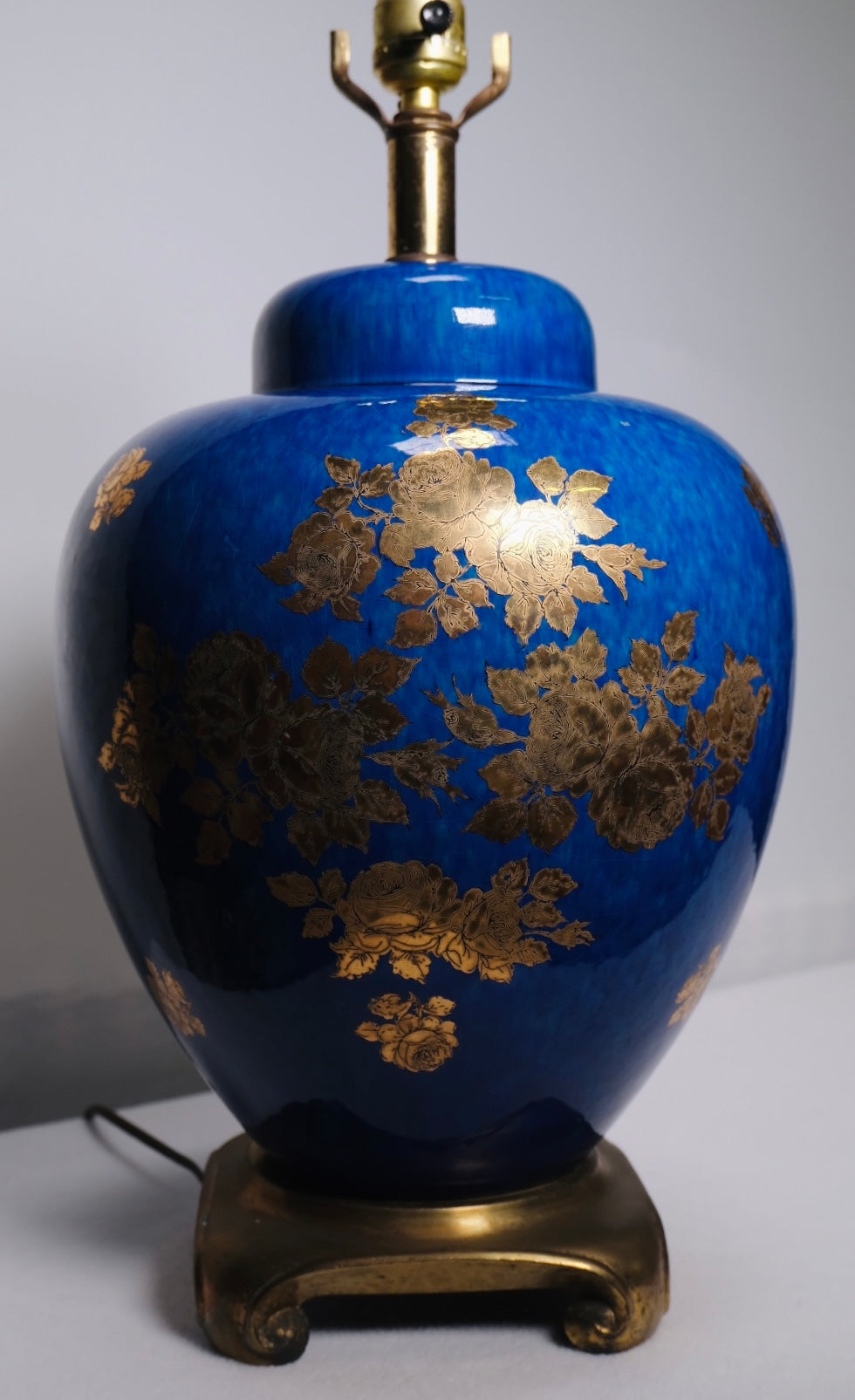 Blue And Gold Leaf Chinese Table Lamp