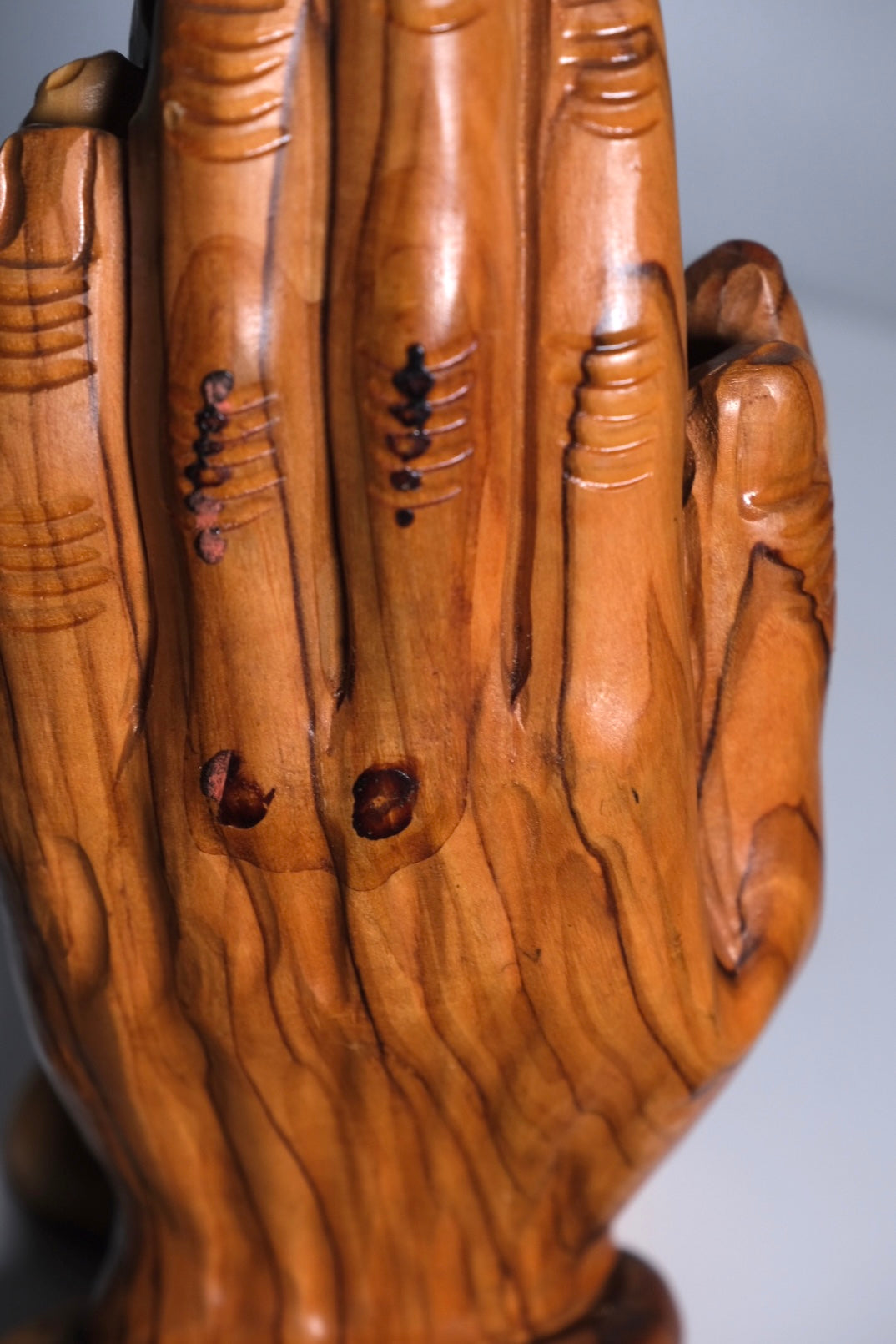 Olive Wood Carving Praying Hands (Vintage)