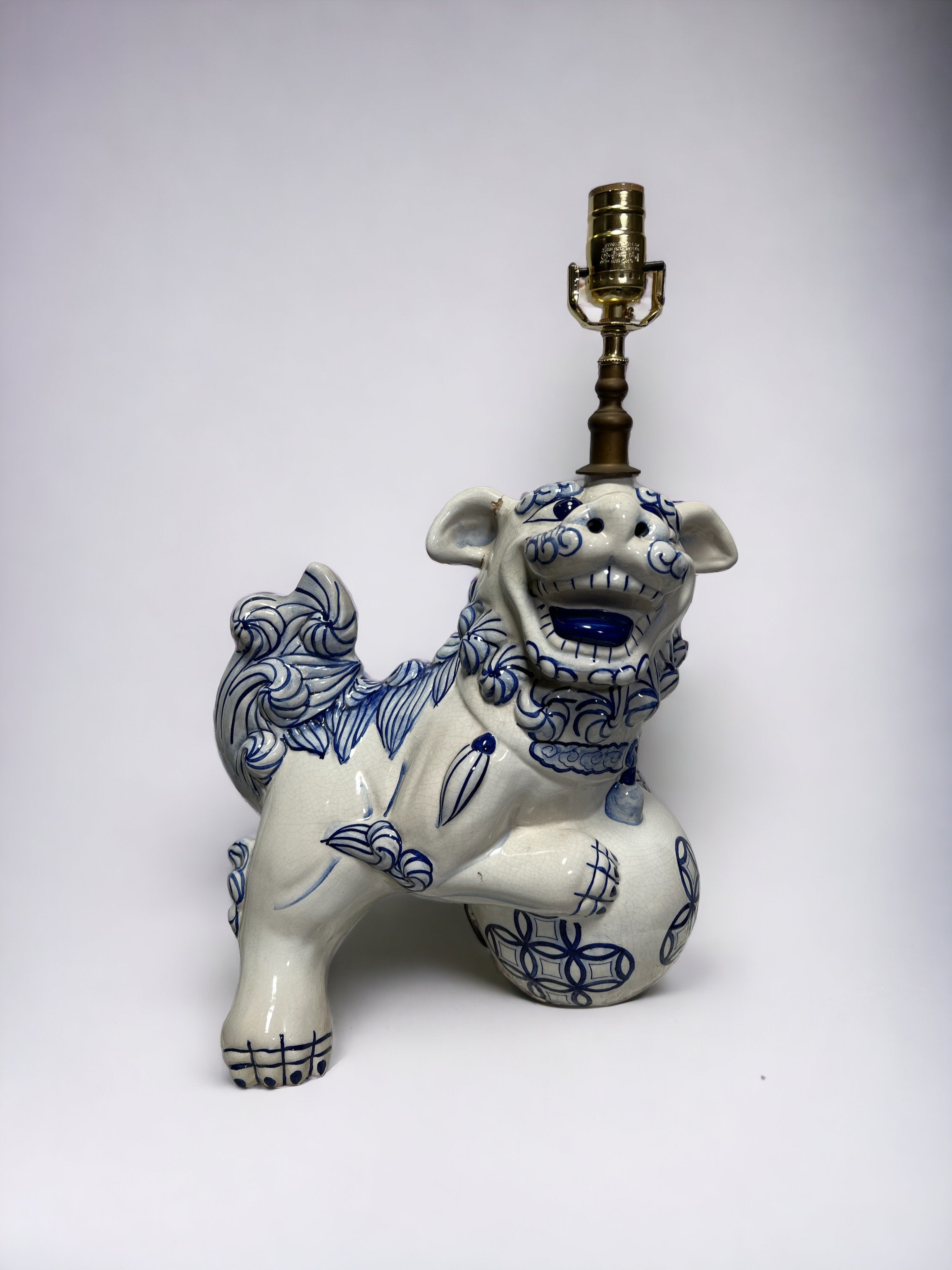 Blue White Foo Dog Lamp